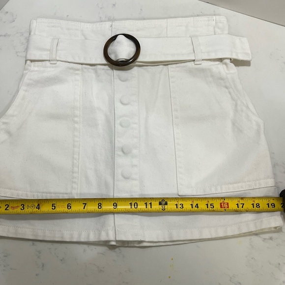 White Mini Skirt with Belt - Picture 8 of 10